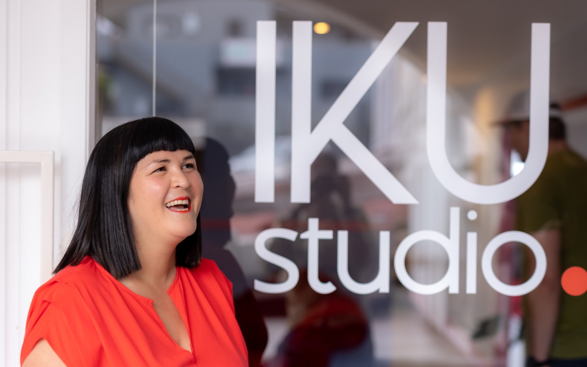 IKU Studio wallpaper detail